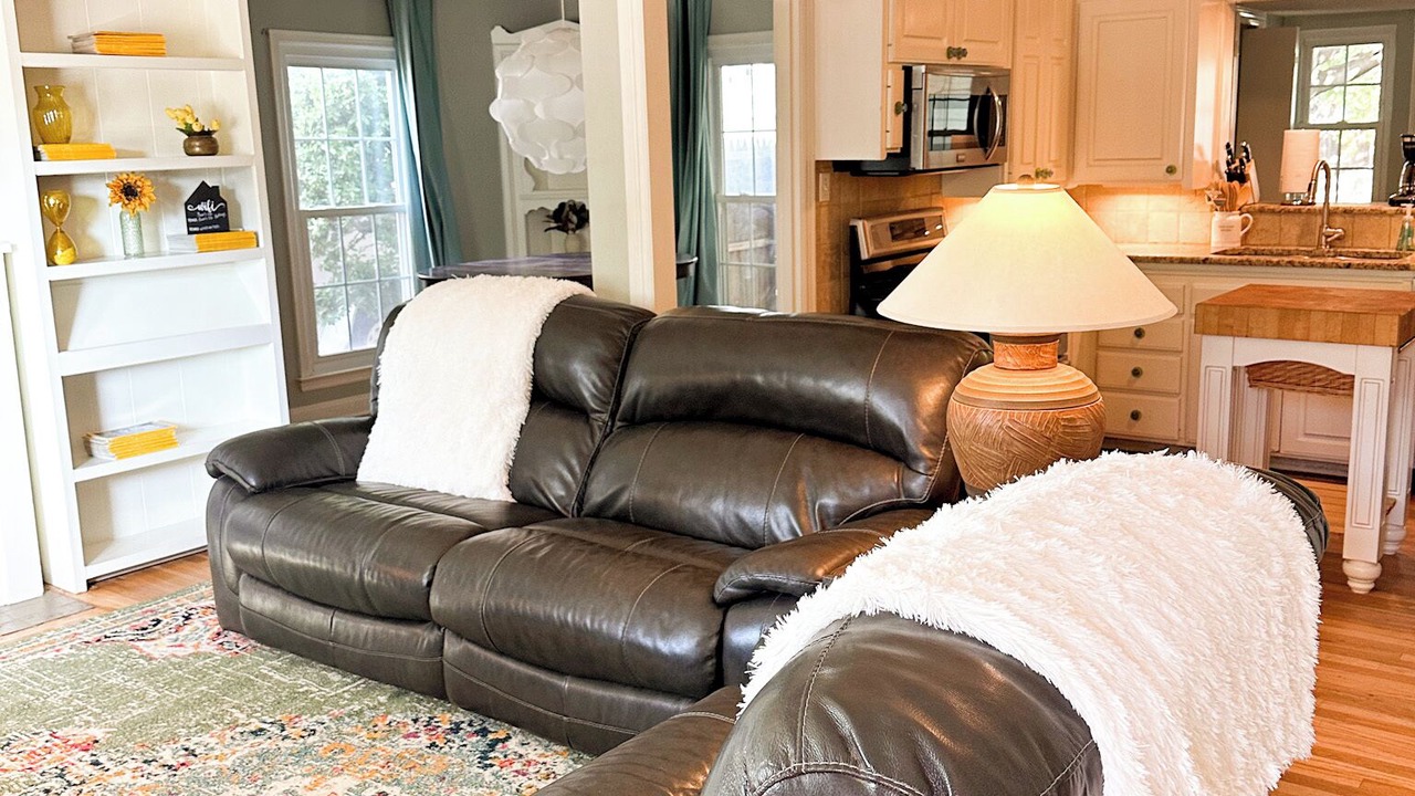 Photo of Livingroom in Tech Terrace