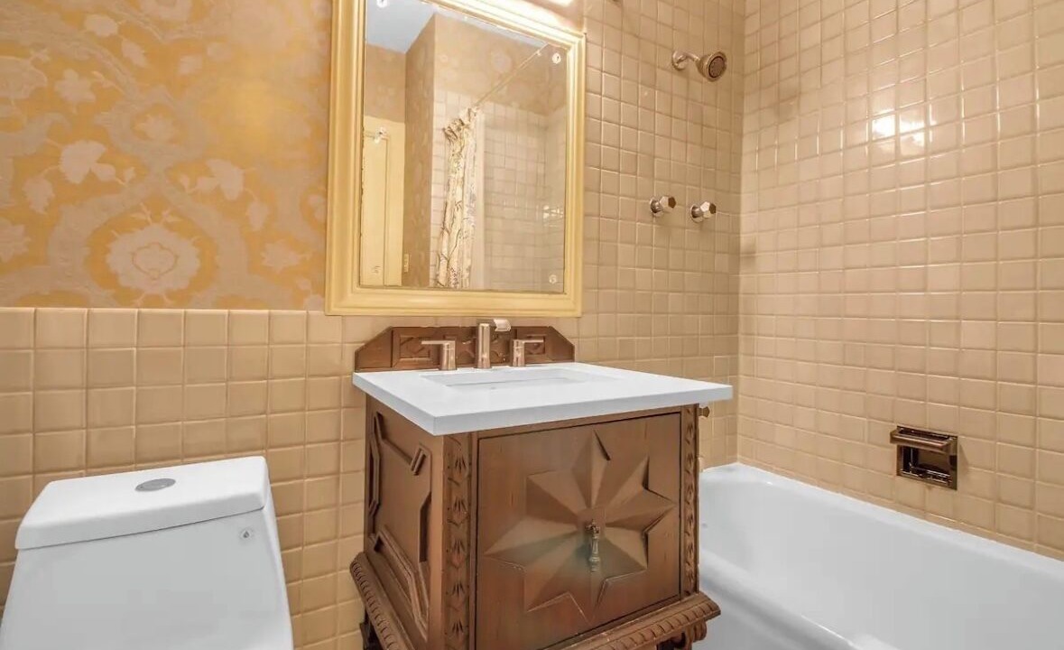 Photo of Bathroom in Bryant