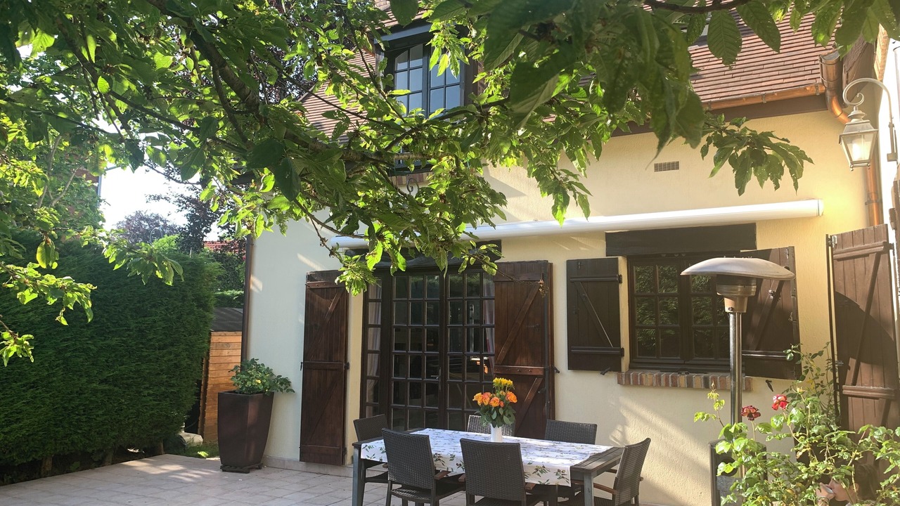 Photo of Outdoor in Clamart
