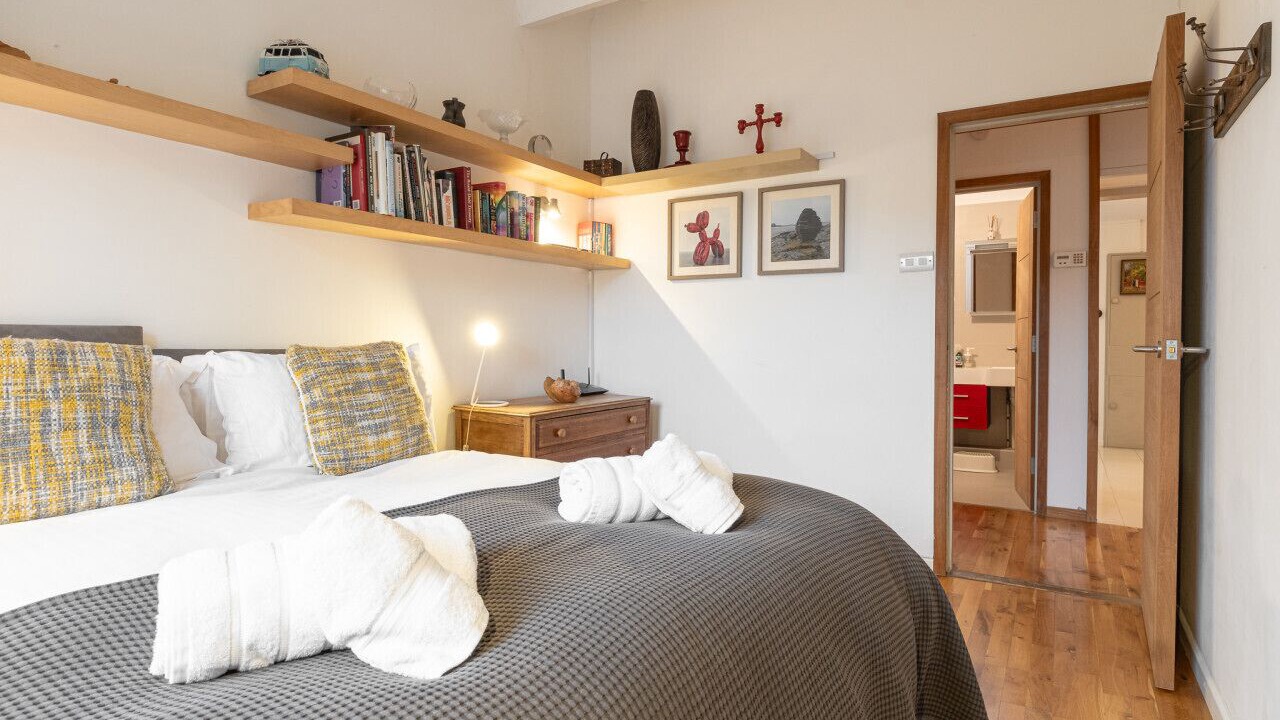 Photo of Bedroom in Birlingham