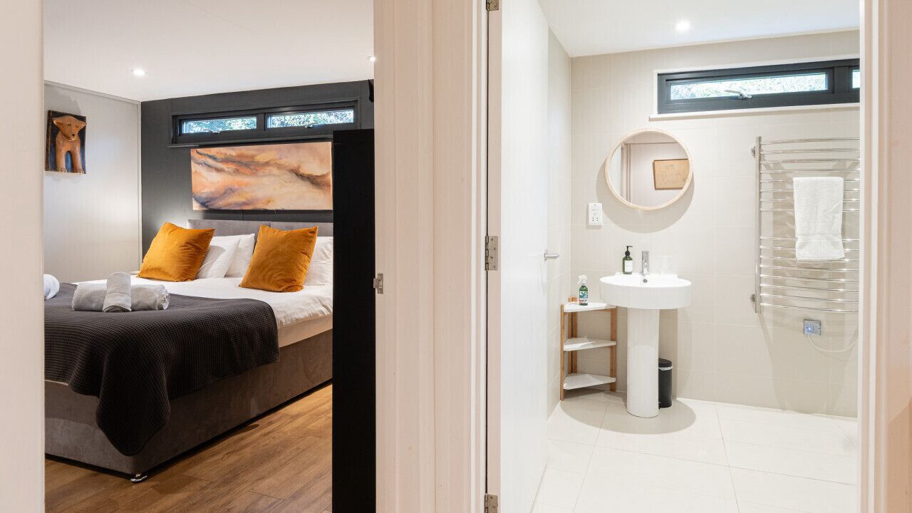 Photo of Bedroom in Birlingham