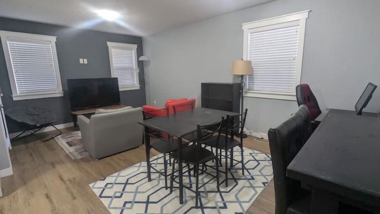 Photo of Livingroom in Regina