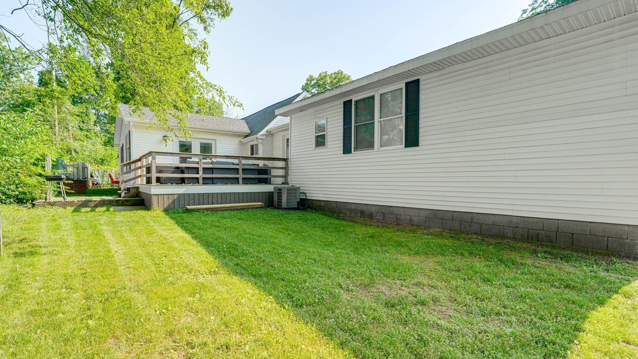 Photo of Outdoor in Paw Paw Lake