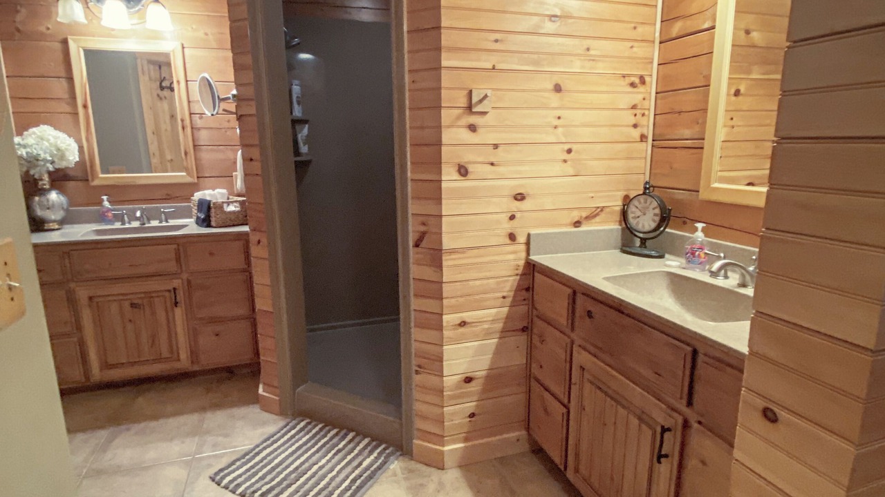 Photo of Bathroom in Eucha