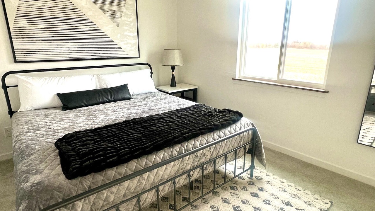 Photo of Bedroom in Cedar Falls