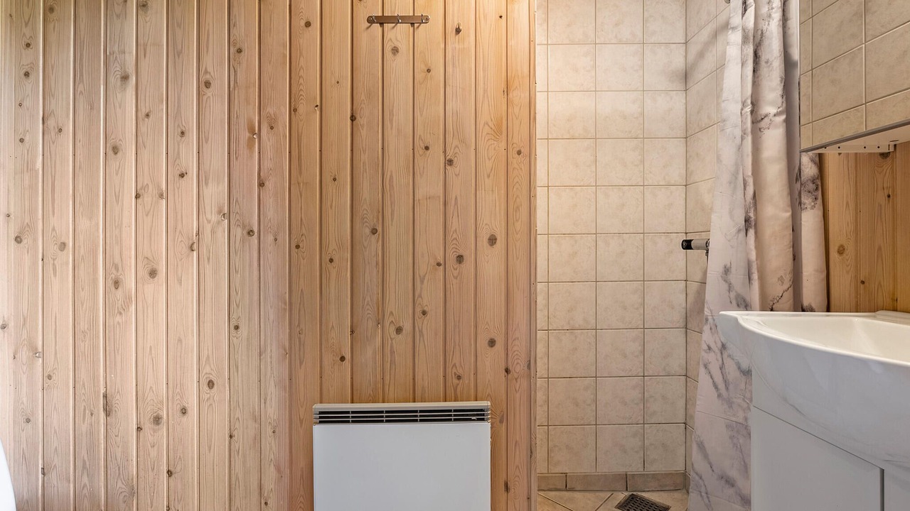 Photo of Bathroom in Mommark Strand