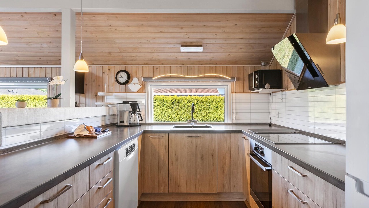 Photo of Others in Mommark Strand