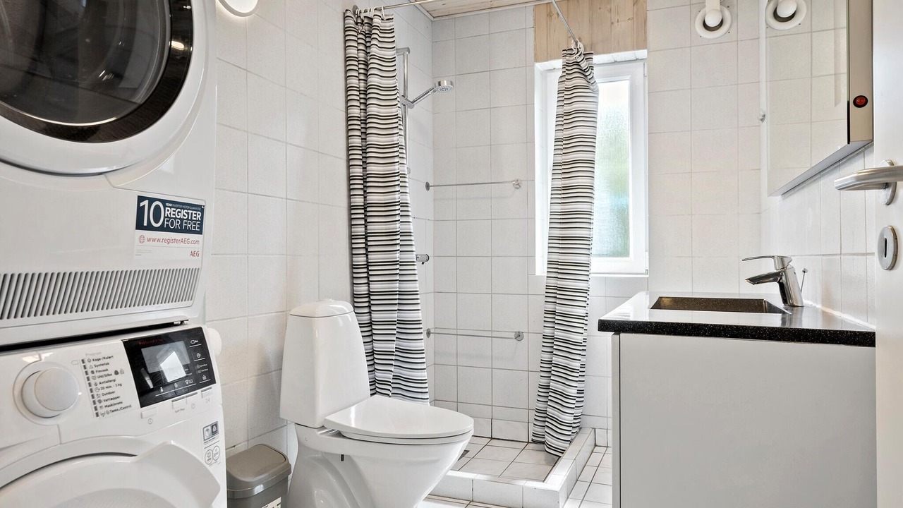 Photo of Bathroom in Lodbjerg Hede