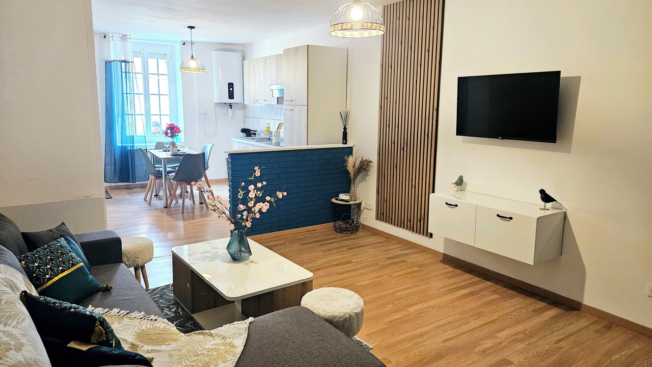 Photo of Livingroom in Charleville-Mezieres