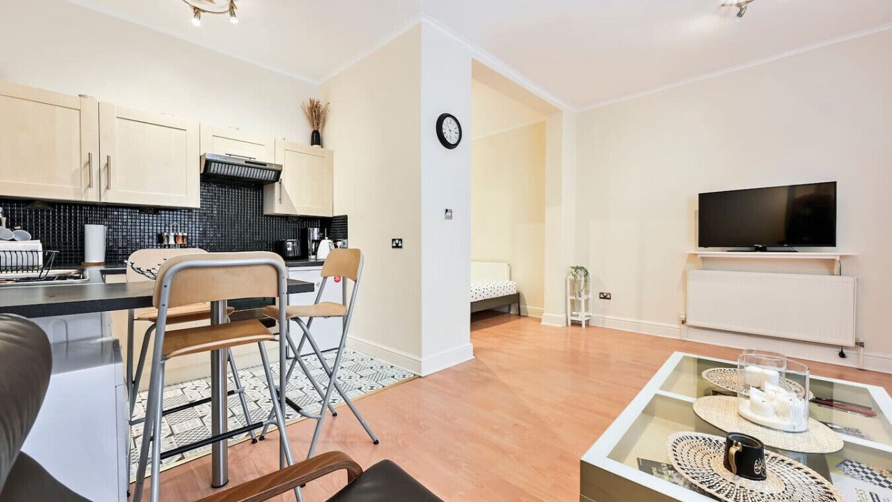 Photo of Others in Lancaster Gate