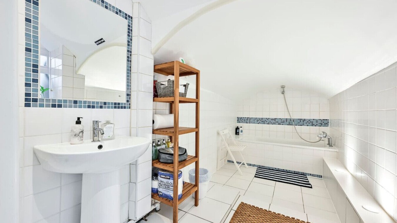 Photo of Bathroom in Lancaster Gate