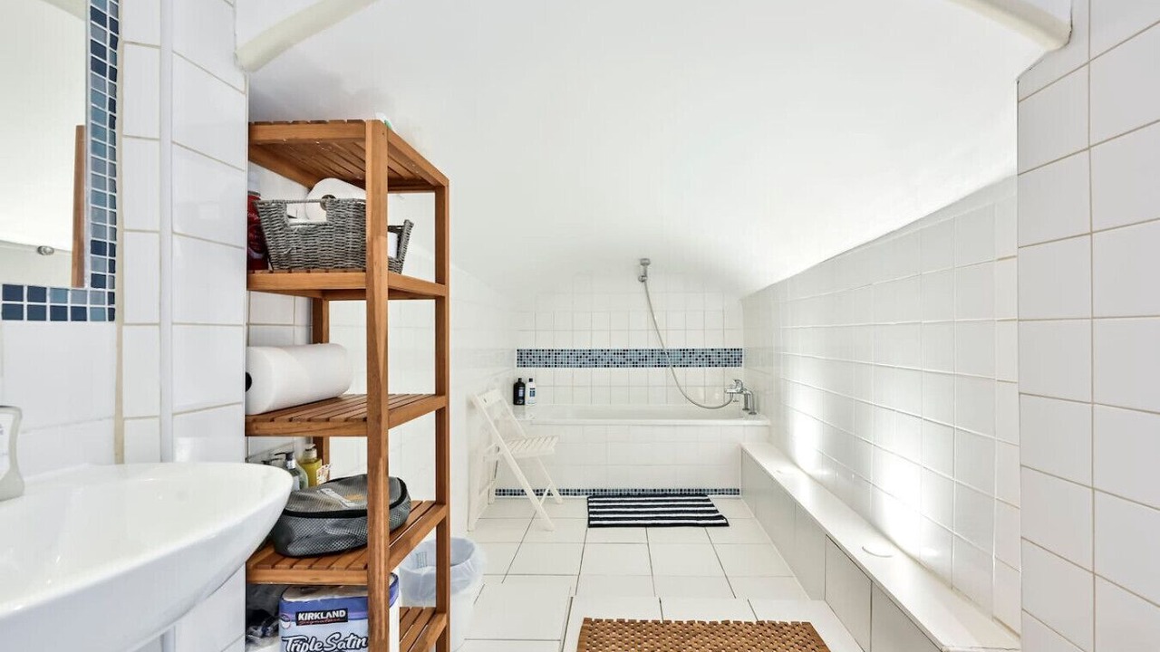 Photo of Bathroom in Lancaster Gate