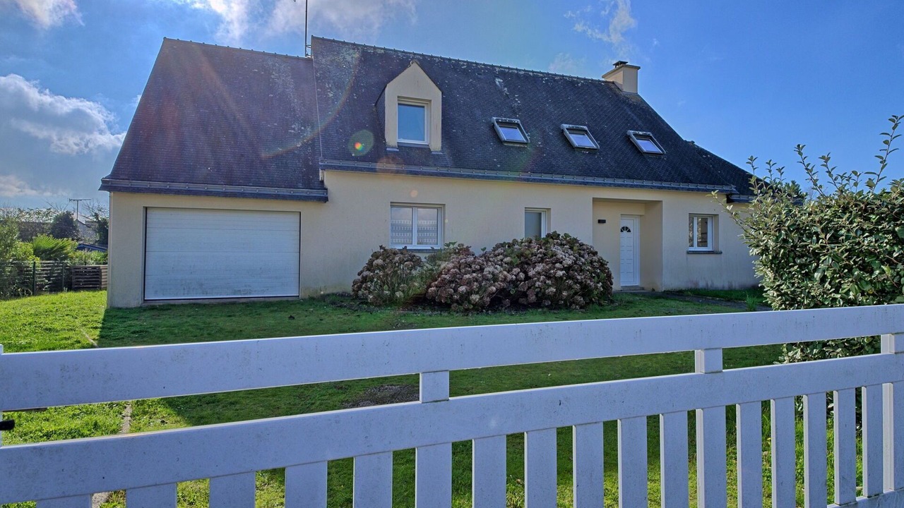 Photo of Others in Penestin