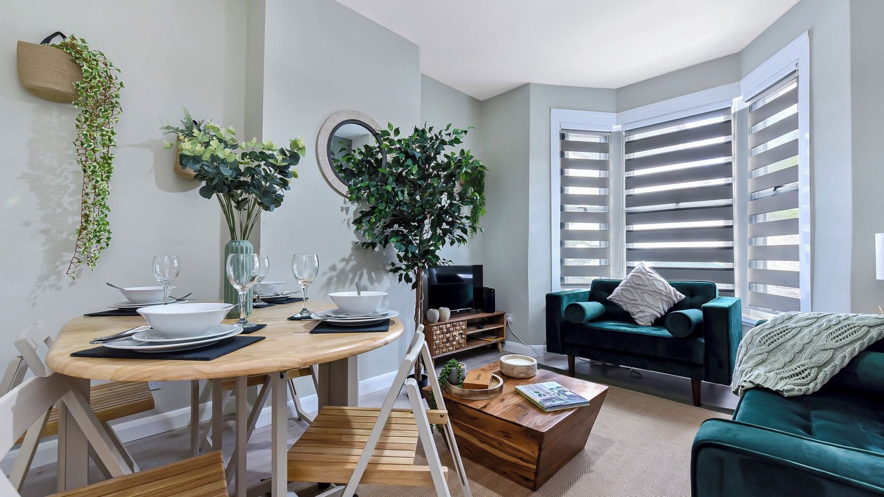 Photo of Others in Tottenham Green