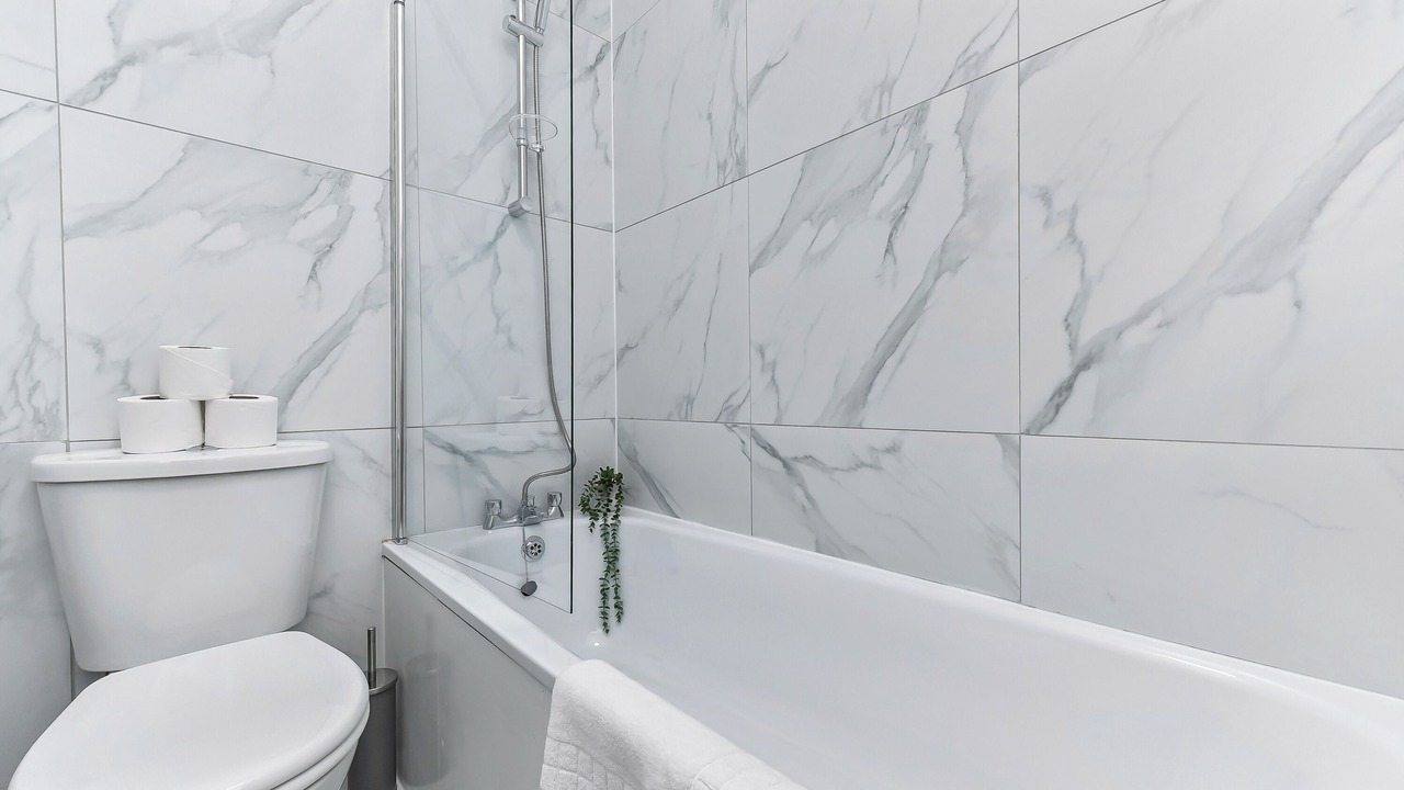 Photo of Bathroom in Tottenham Green