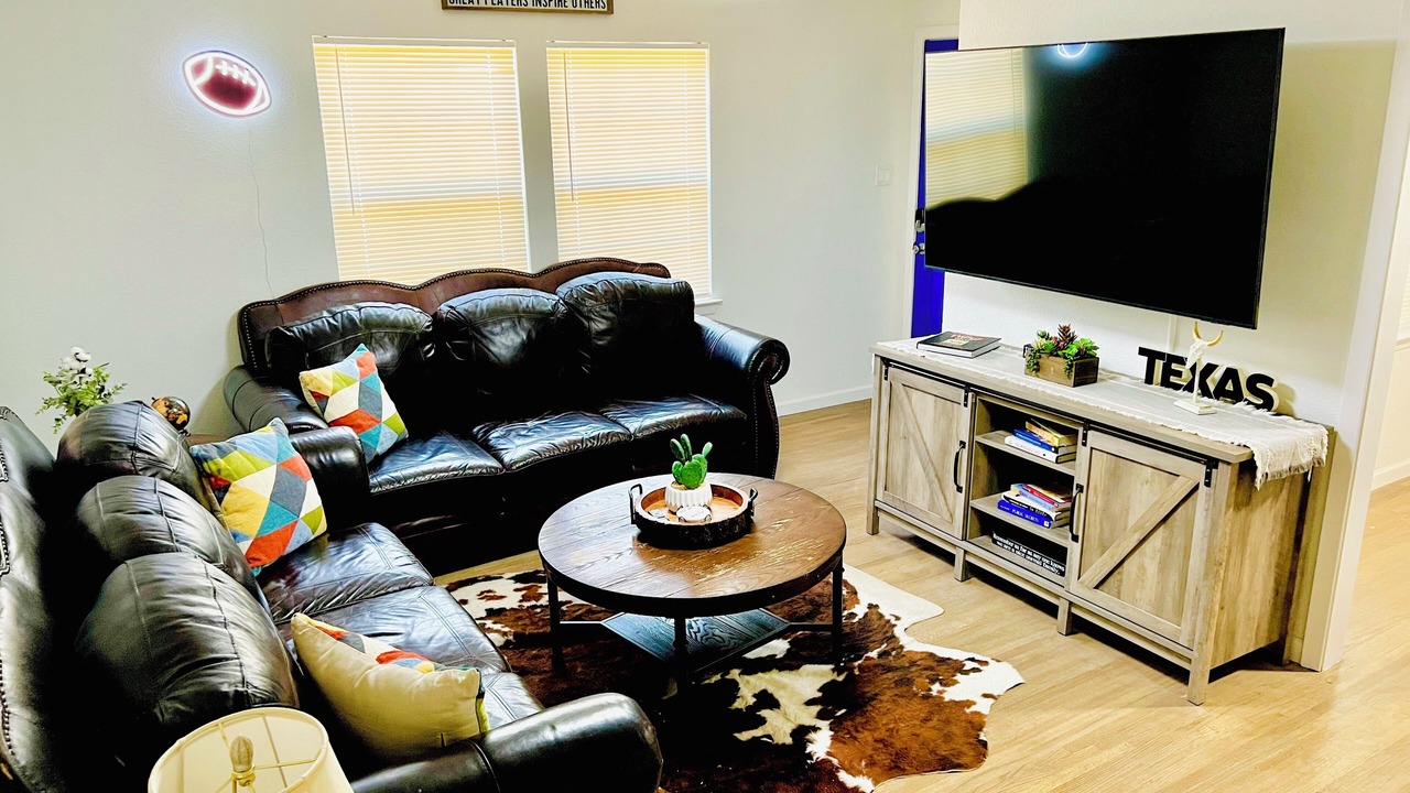 Photo of Livingroom in South Arlington