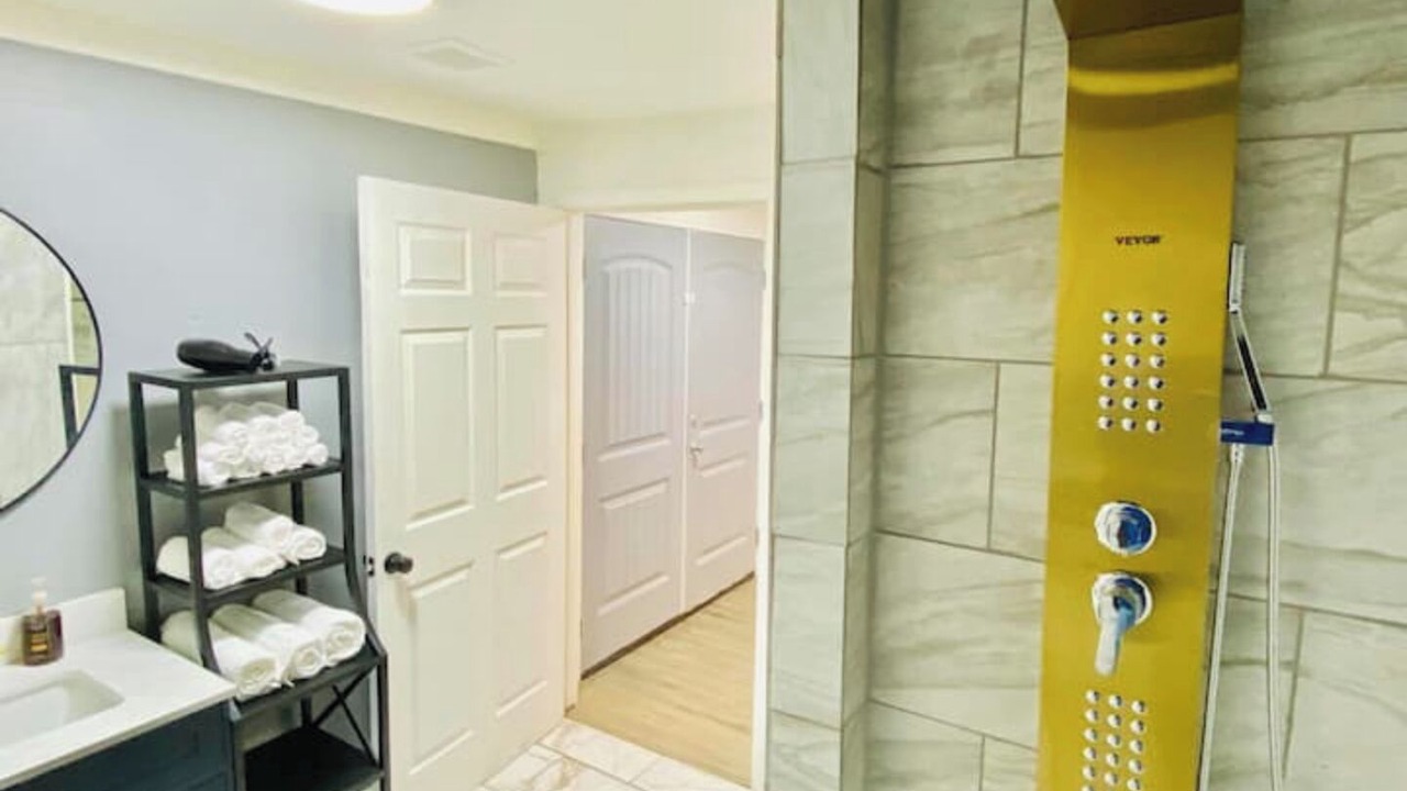 Photo of Bathroom in Uptown