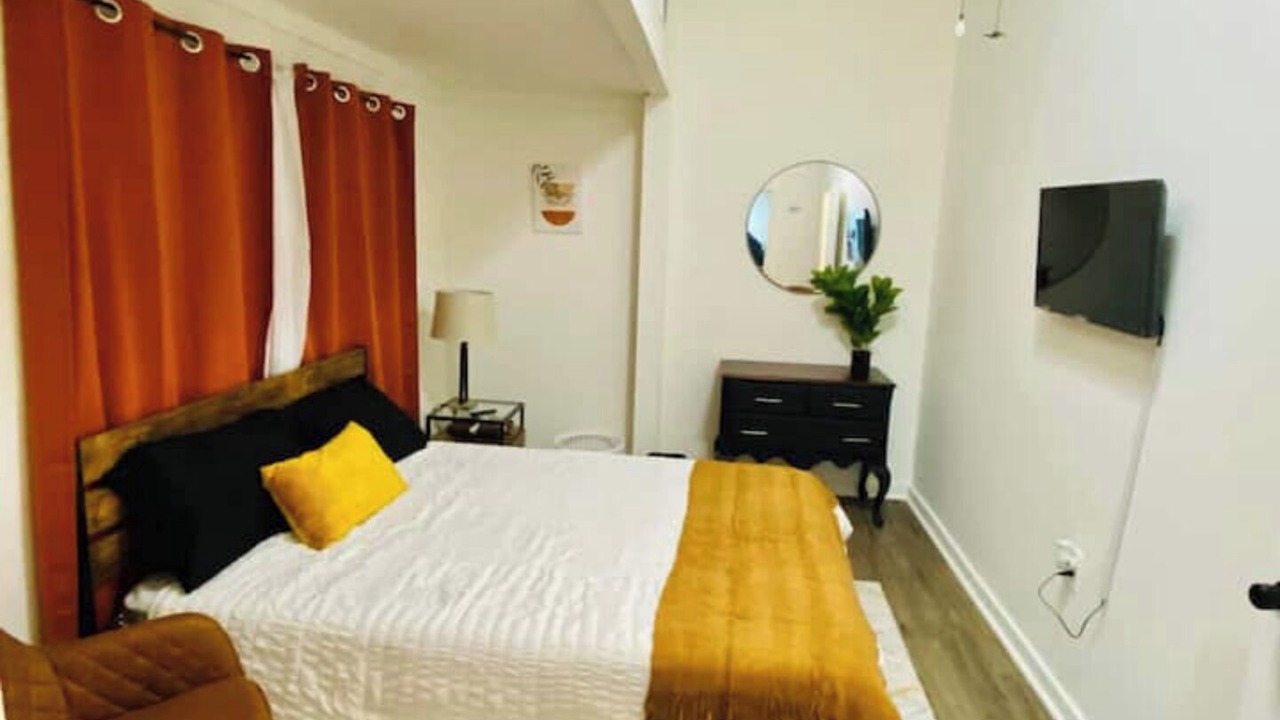 Photo of Bedroom in Uptown