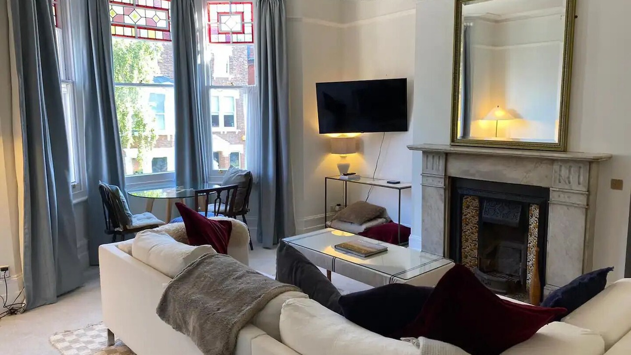 Photo of Livingroom in Gospel Oak