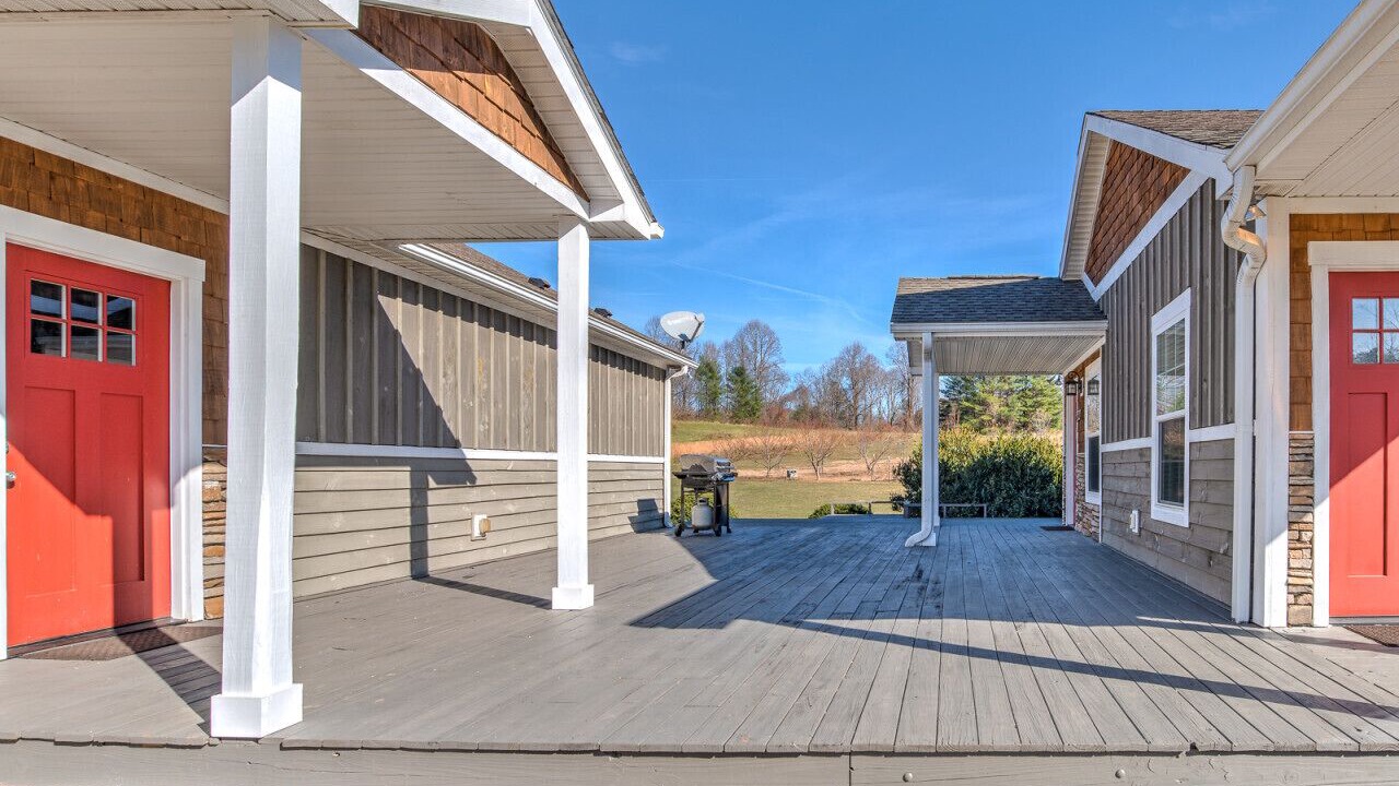 Photo of Patio Balcony in Fairview