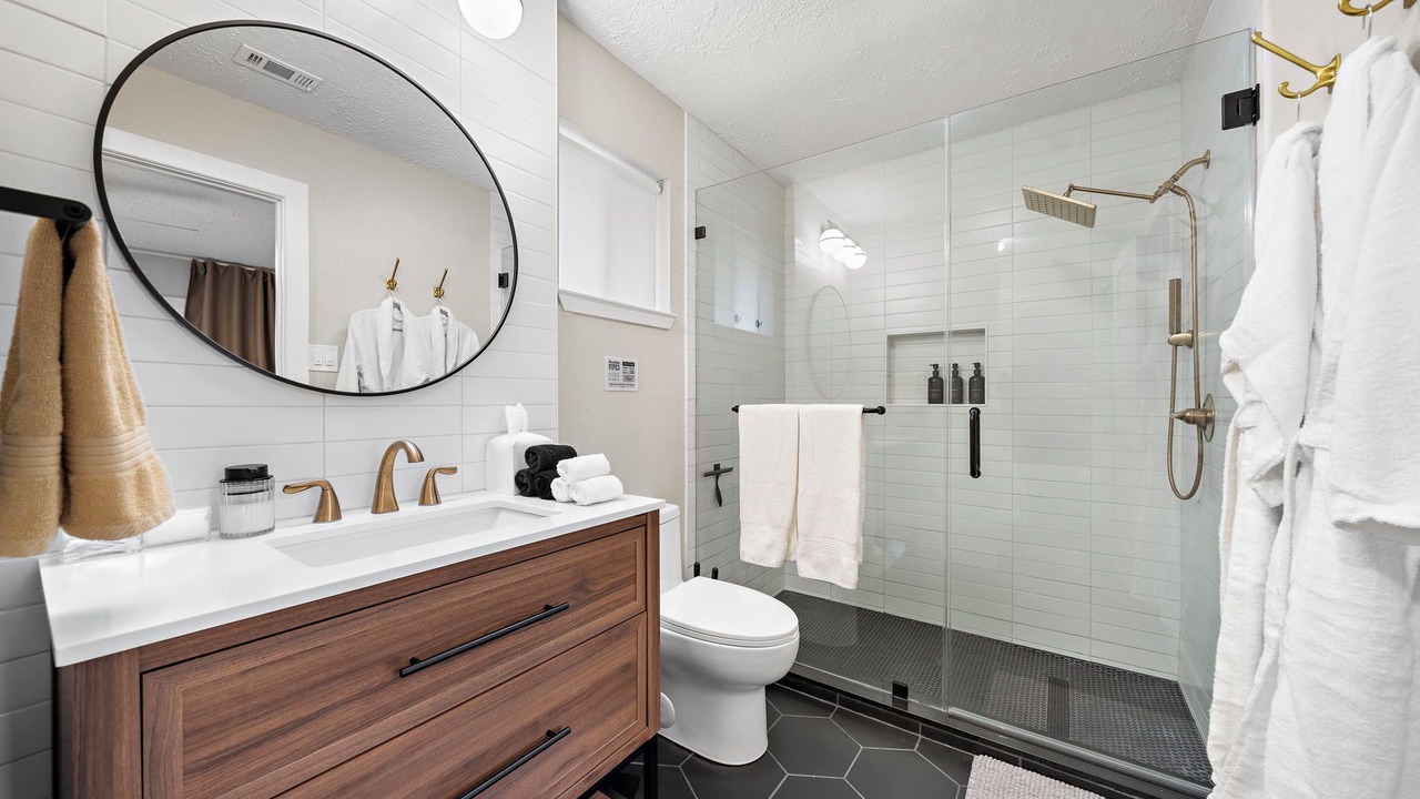 Photo of Bathroom in Grogan's Mill
