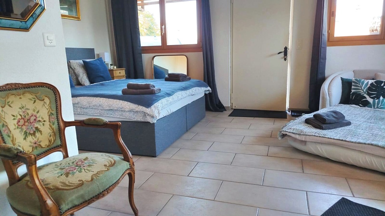 Photo of Bedroom in Faulensee