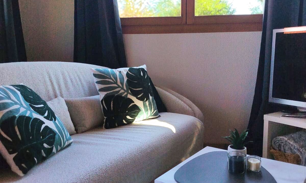 Photo of Livingroom in Faulensee
