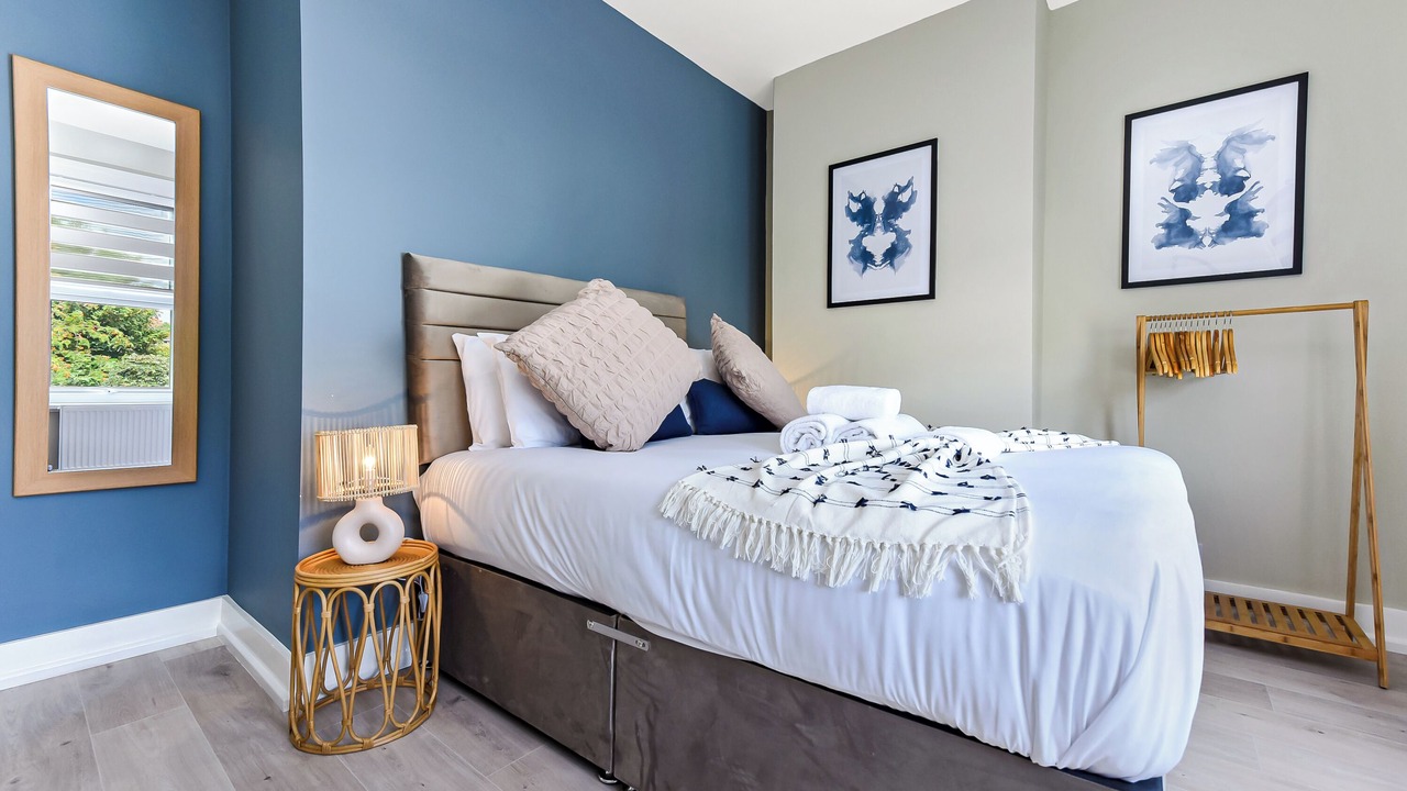 Photo of Bedroom in Tottenham Green