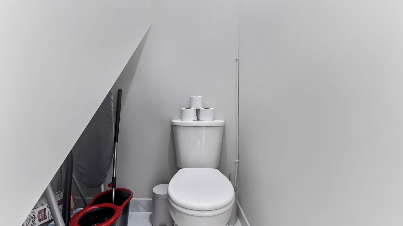 Photo of Bathroom in Tottenham Green