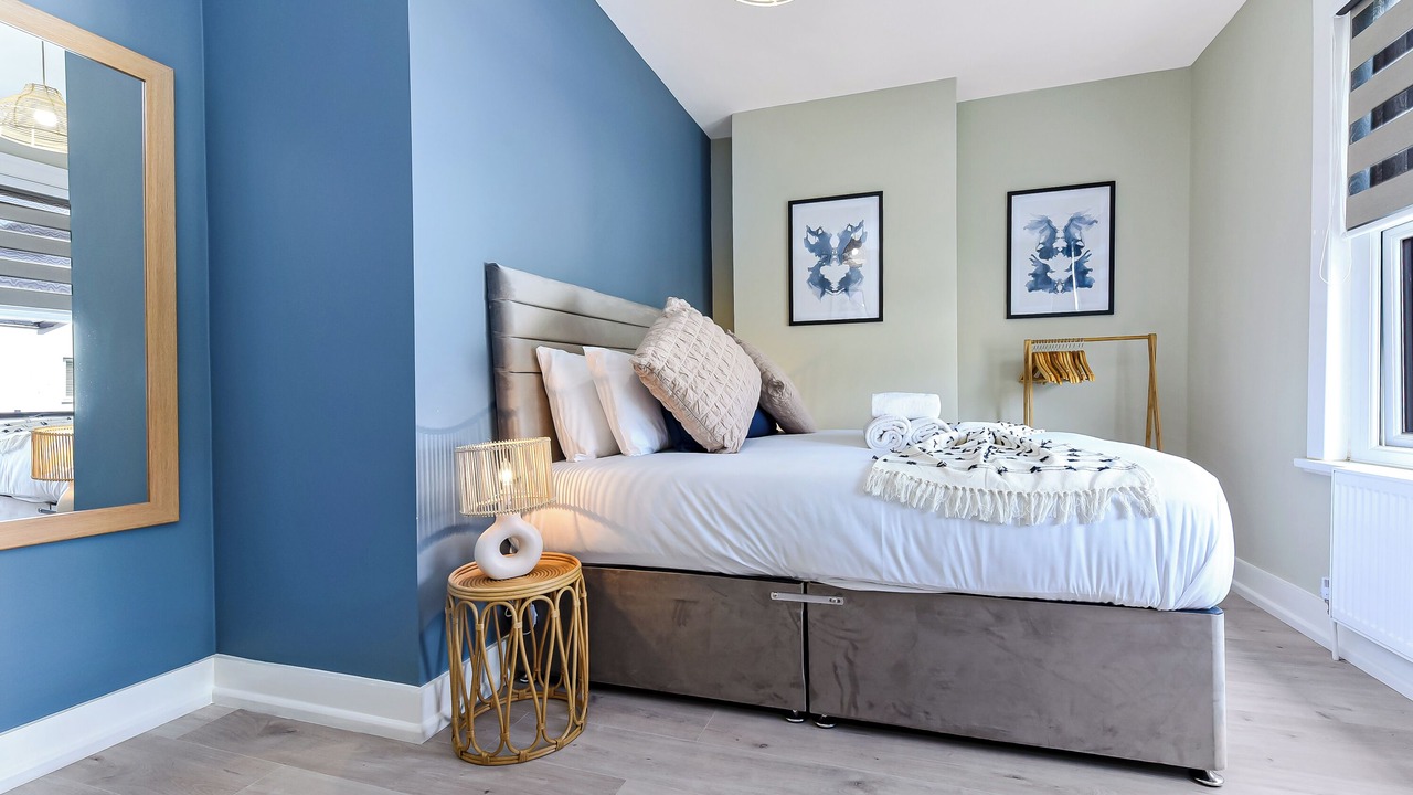 Photo of Bedroom in Tottenham Green