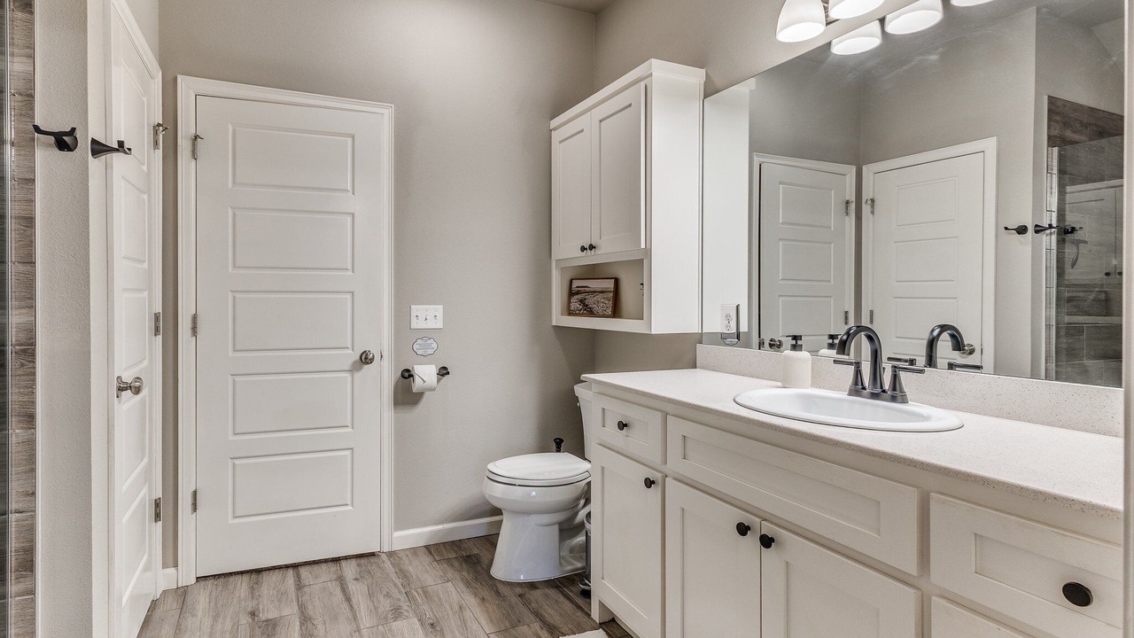 Photo of Bathroom in Broken Arrow