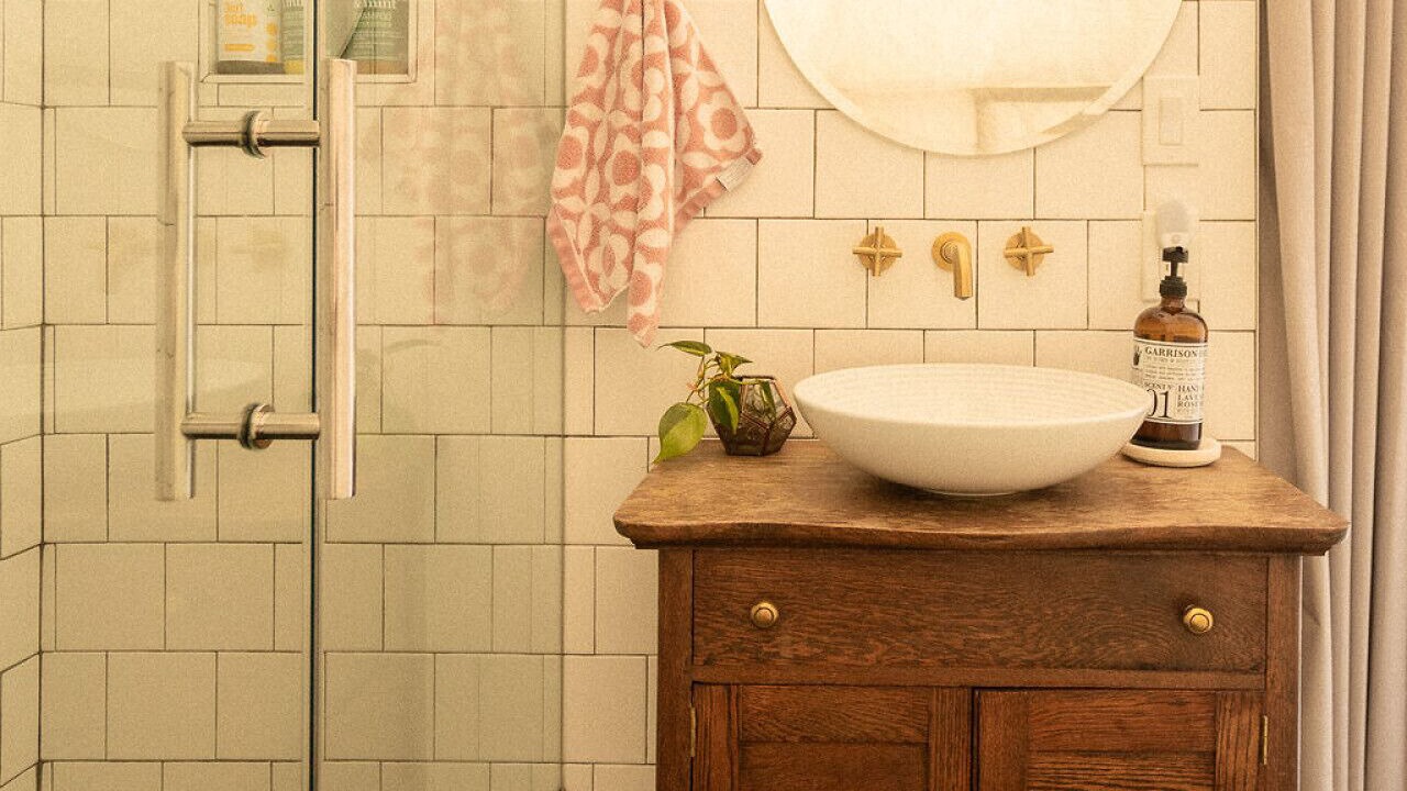 Photo of Bathroom in Chestnut Mound