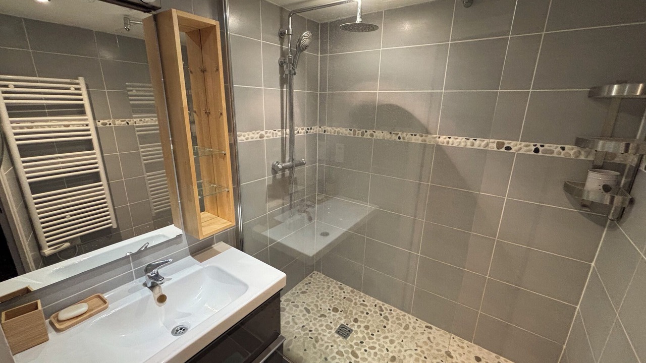 Photo of Bathroom in Deauville