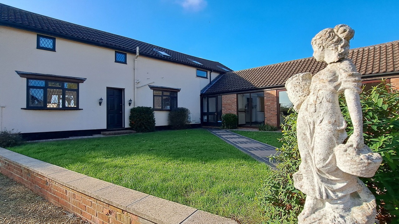 Photo of Outdoor in Yaxley