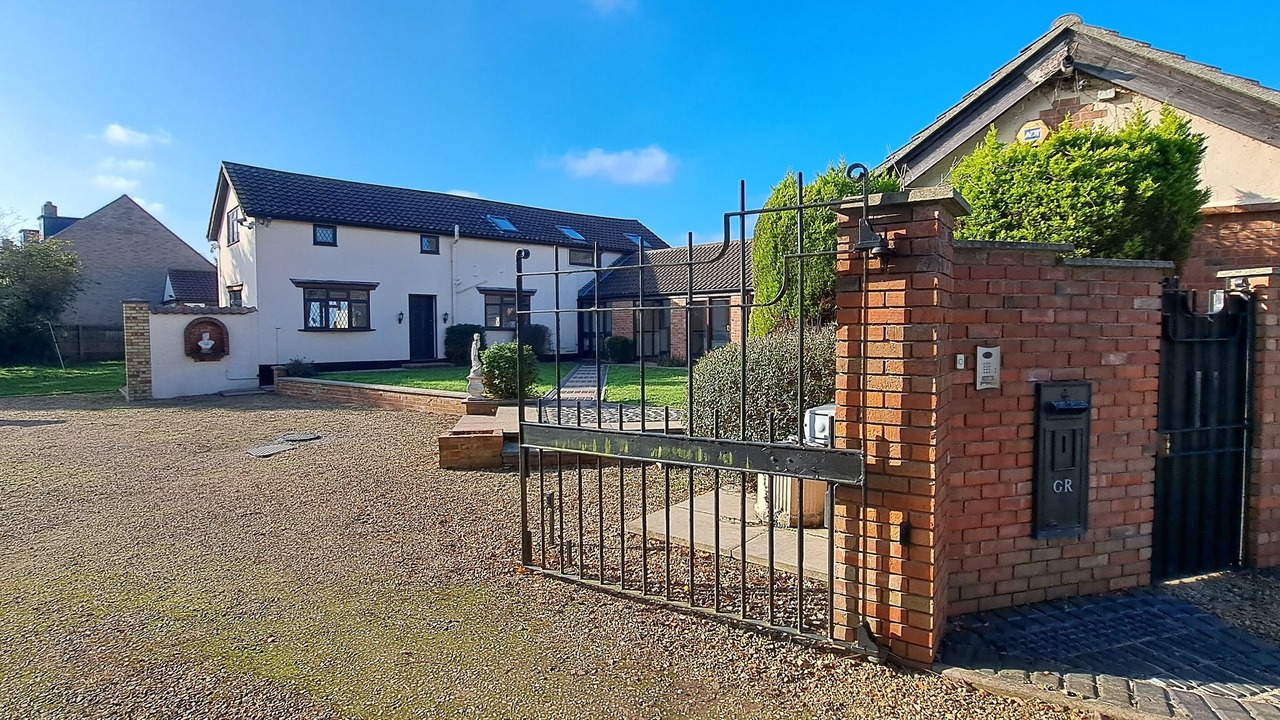 Photo of Outdoor in Yaxley