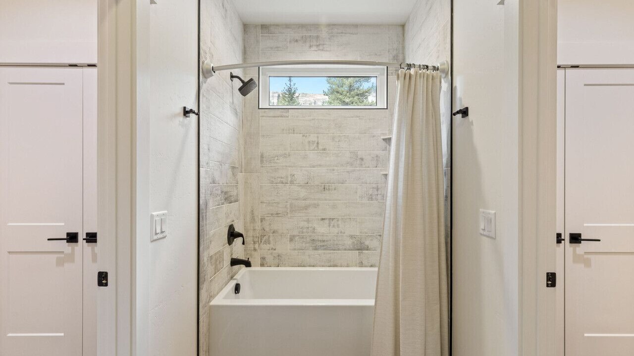 Photo of Bathroom in Clinton