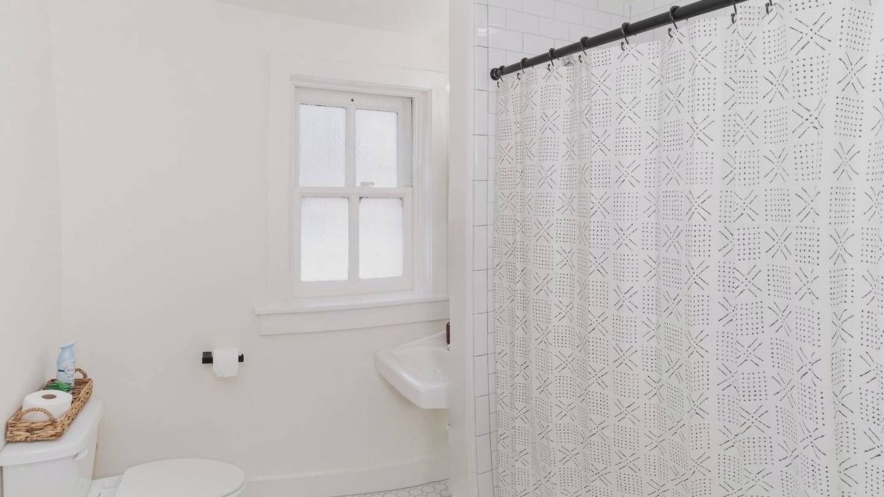 Photo of Bathroom in Brady Arts District