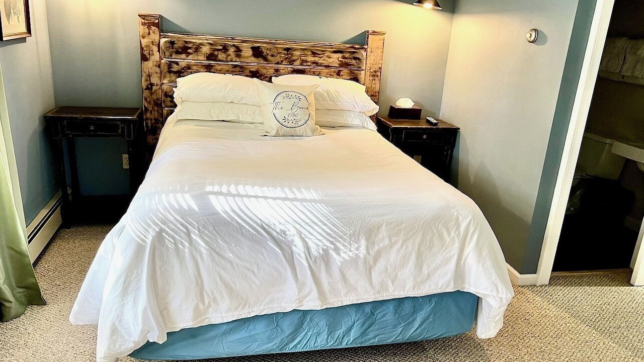 Photo of Bedroom in Warrensburg