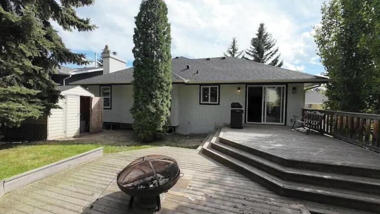 Photo of Patio Balcony in Southeast Calgary