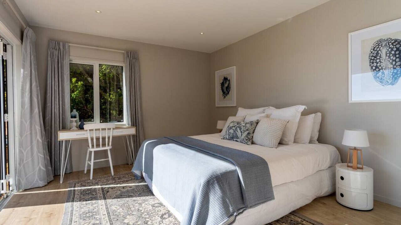 Photo of Bedroom in Waiatarua