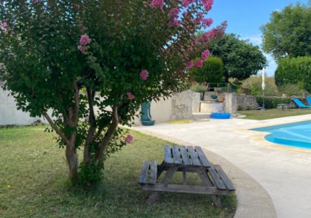 Photo of Outdoor in Sainte-Croix-de-Mareuil