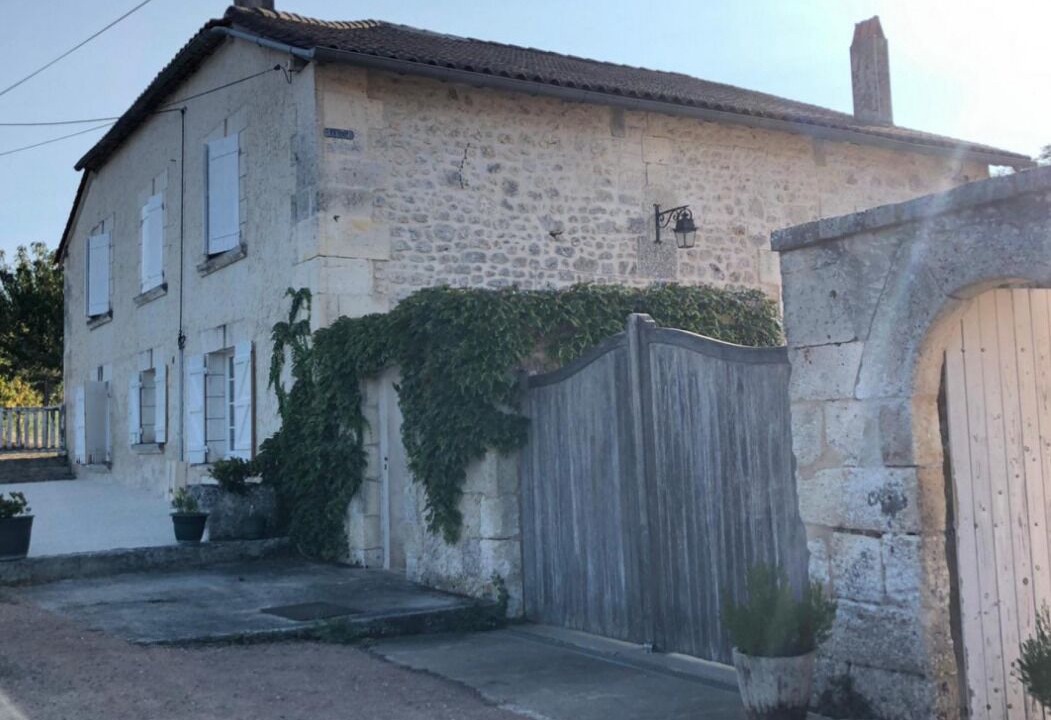 Photo of Outdoor in Sainte-Croix-de-Mareuil