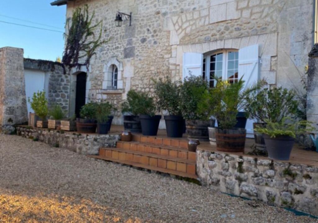 Photo of Outdoor in Sainte-Croix-de-Mareuil