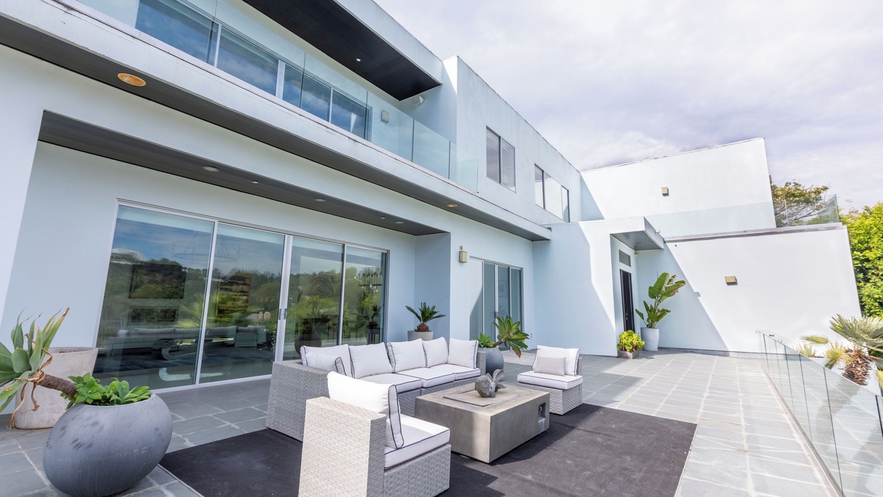 Photo of Patio Balcony in Brentwood