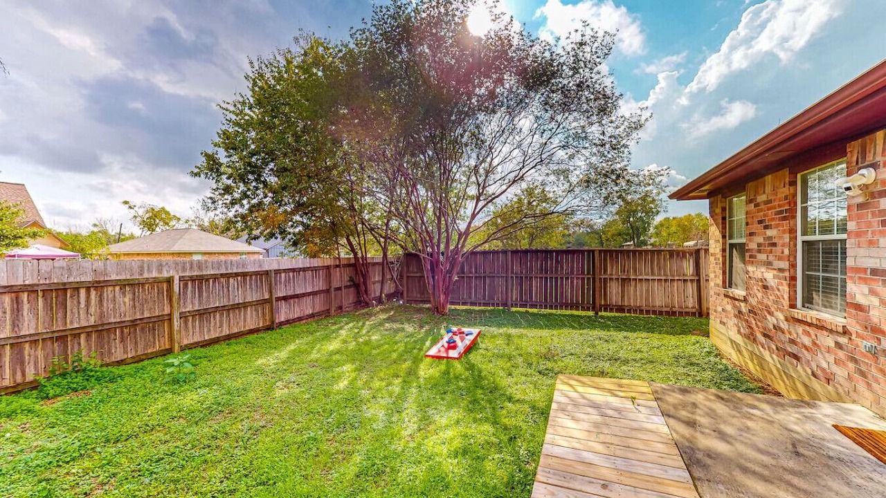 Photo of Outdoor in College Hills Estates