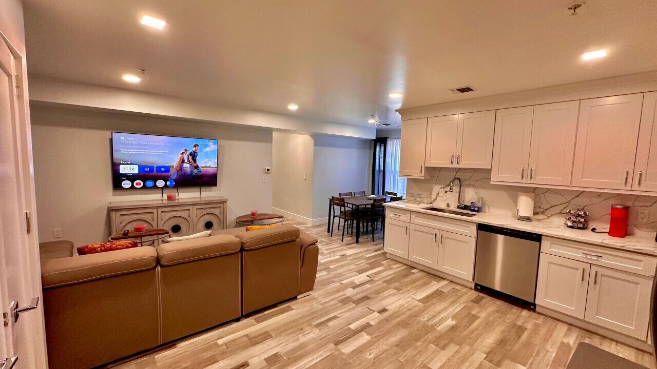 Photo of Livingroom in Paterson