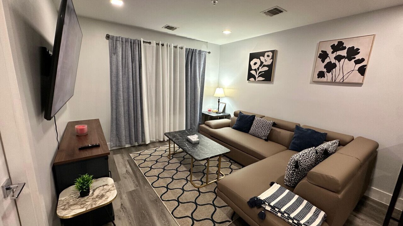 Photo of Livingroom in Paterson