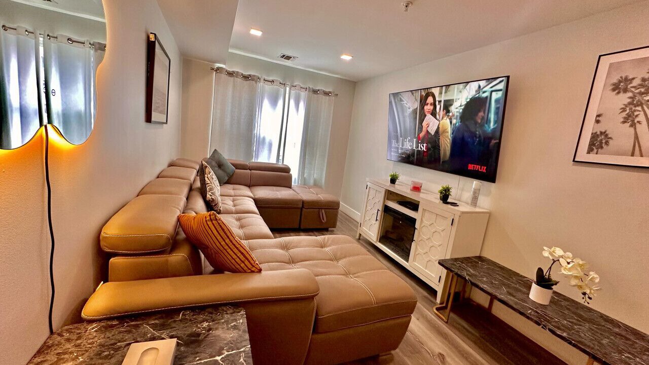 Photo of Livingroom in Paterson