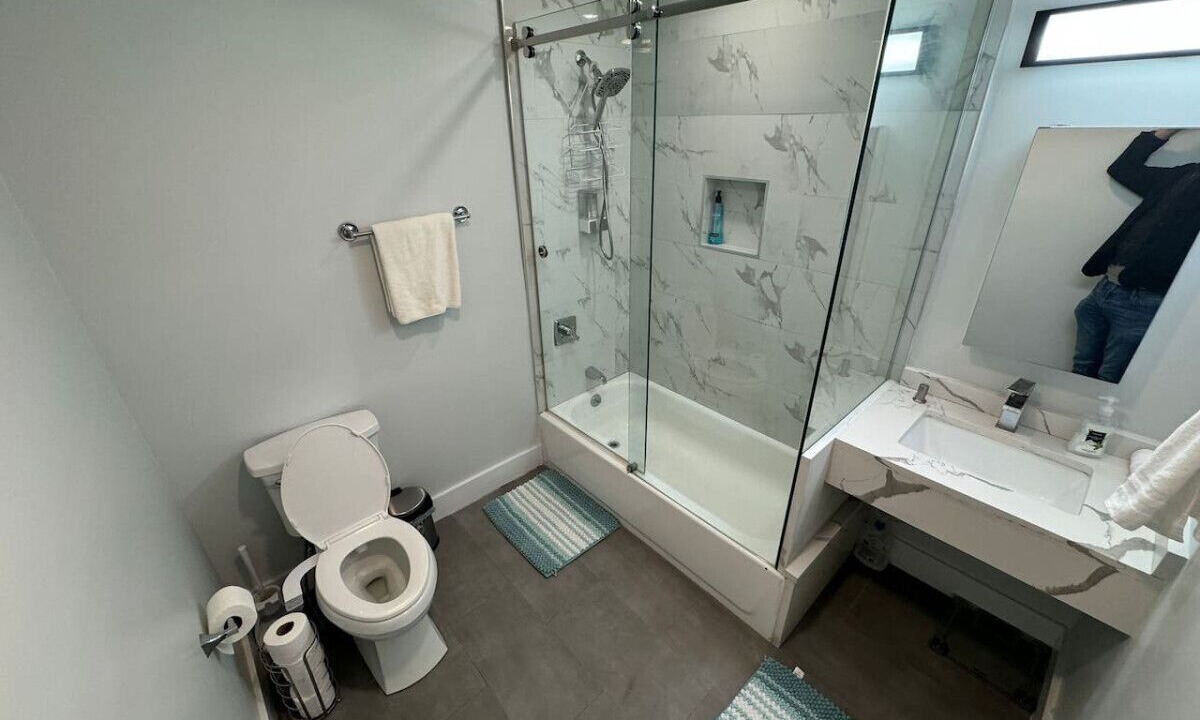 Photo of Bathroom in Paterson