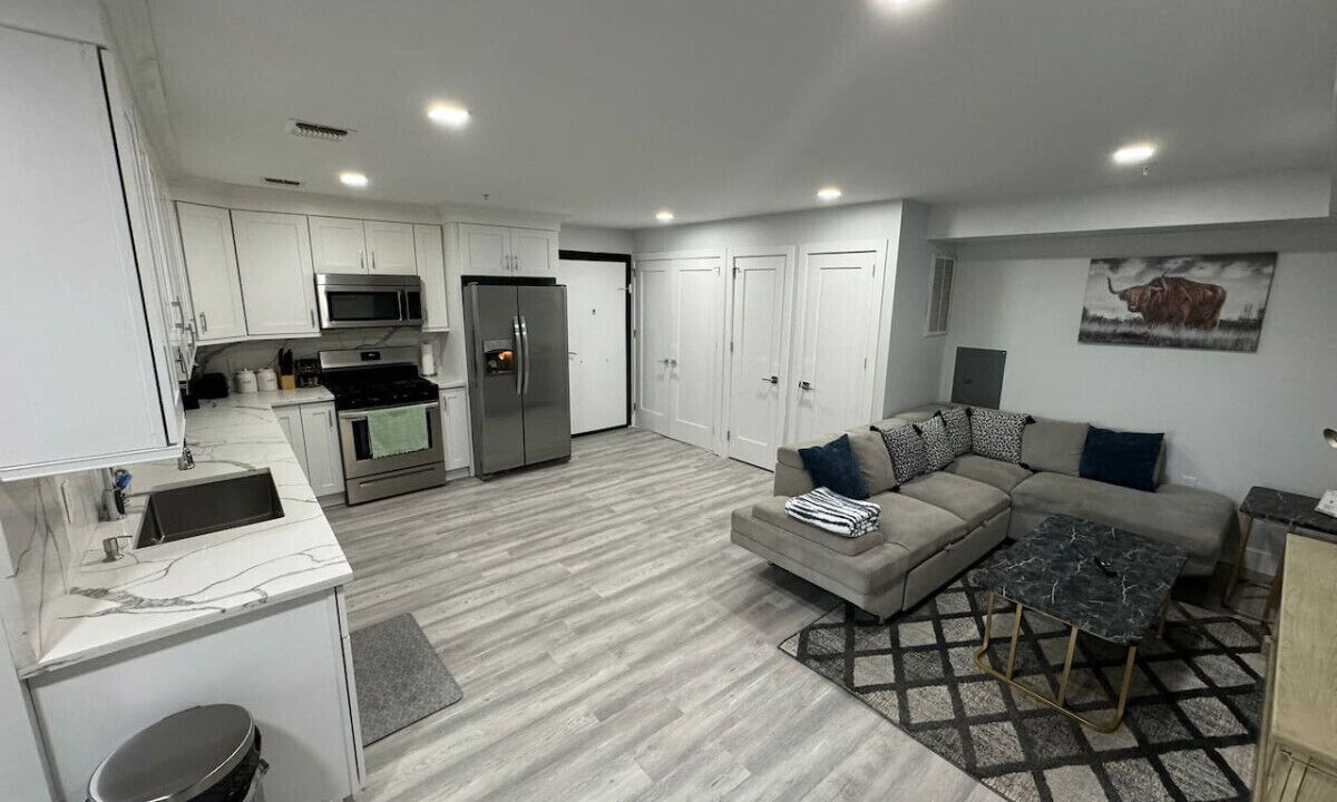 Photo of Livingroom in Paterson